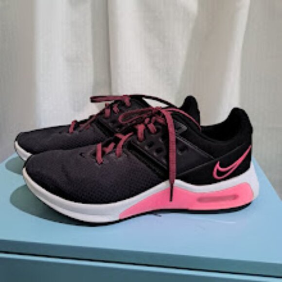 NIKE AIR MAX BELLA TR 4 BLACK HYPER PINK SNEAKERS TRAINING SHOES GYMNASTIC SHOES - Picture 1 of 8